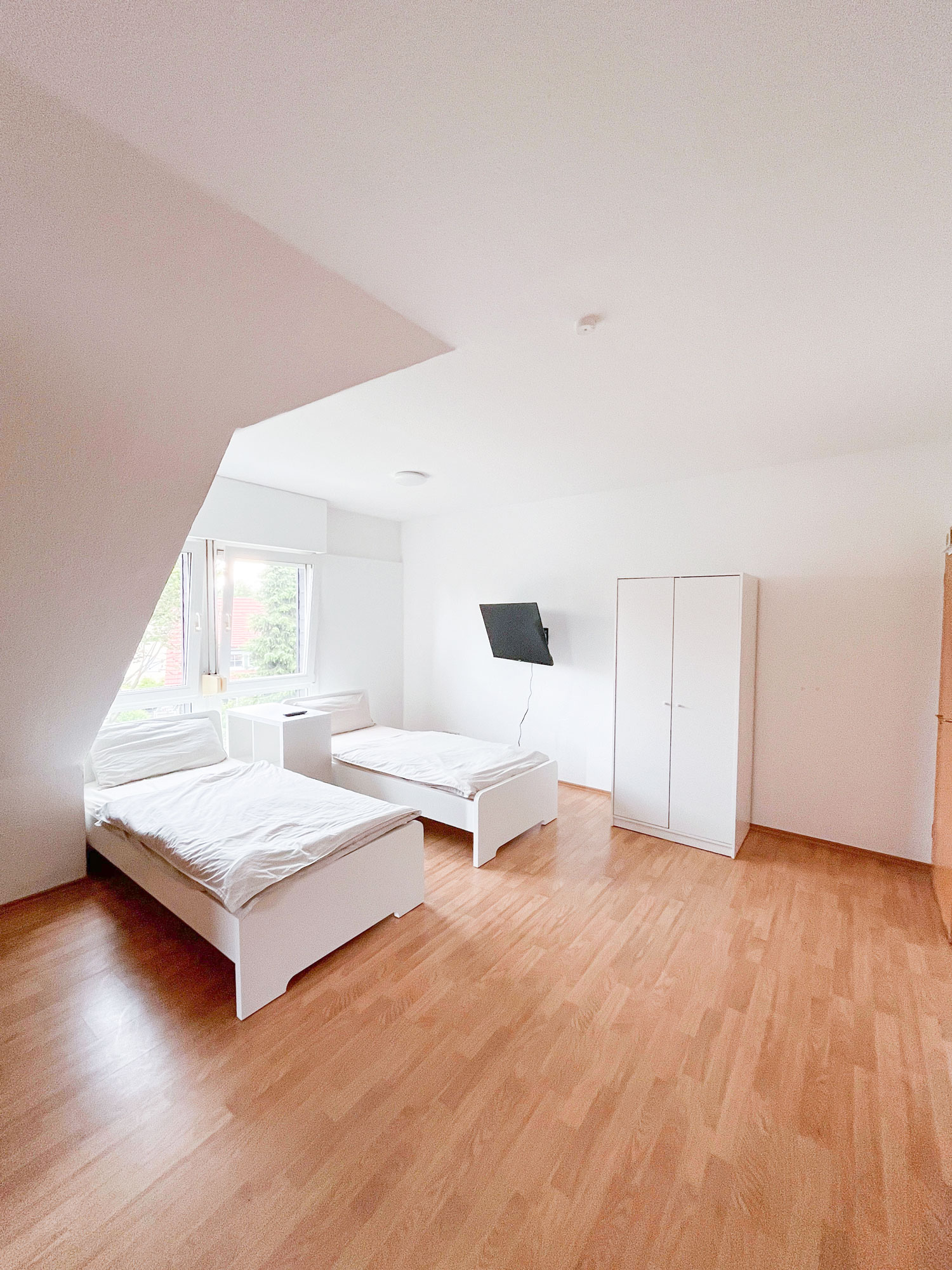 placeholder image-sq